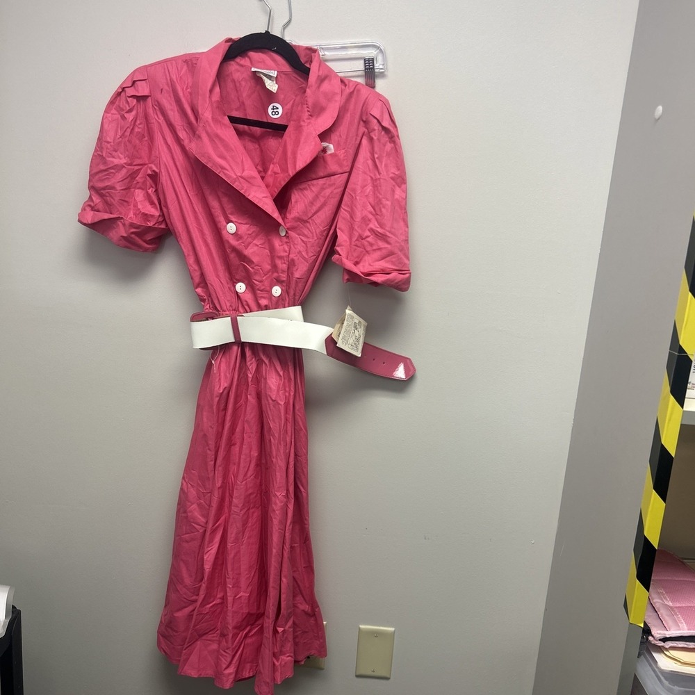 Vintage Impromptu Pink  Shirt Dress w Matching Belt Size 15/16 Shoulder Pads